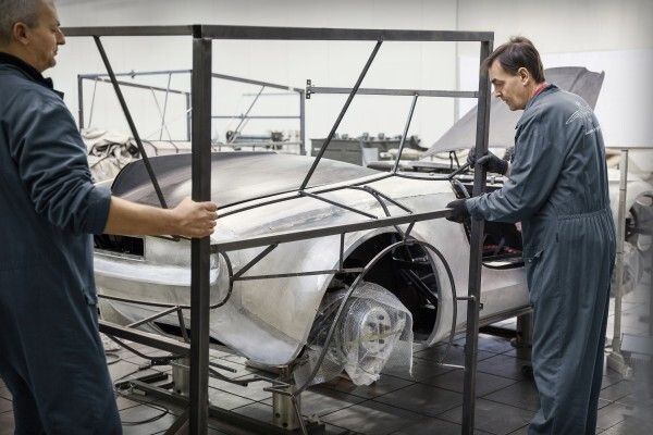 Weltpremiere des MINI Superleggera Vision auf dem Concorso d’Eleganza Villa d’Este 2014: zeitlose Schönheit zwischen Tradition und Moderne (BMW)