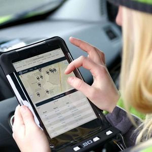 Volvo testet die Zustellung von Paketen ins Auto.