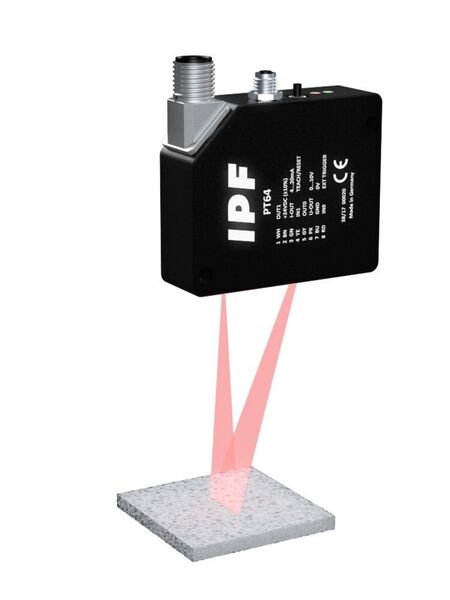 Optische Sensoren mit linienfömigem Lichtstrahl eignen sich auch ideal zur Detektion von rauen und unebenen Oberflächen, die mitunter die punktförmigen Lichtstrahlen anderer Optosensoren streuen würden. (ipf electronic gmbh)