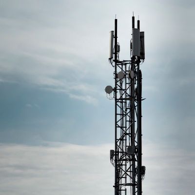 Mobile Telekommunikation für die nächste Generation: Kommunkationsspezialist Kathrei eröffnet am Stammsitz in Rosenheim ein Testbed für die Weiterentwicklung der Mobilfunkstandards LTE und 5G. Mobile Telekommunikation für die nächste Generation: Kommunkationsspezialist Kathrei eröffnet am Stammsitz in Rosenheim ein Testbed für die Weiterentwicklung der Mobilfunkstandards LTE und 5G.