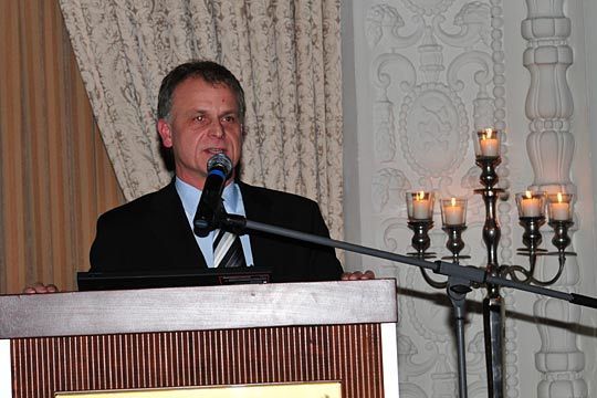 Rolf Dieter Fröhling, Präsident des Schleswig-Holsteinischen Kfz-Landesverbandes betonte, dass sich alle Teilnehmer als Gewinner fühlen könnten. (Archiv: Vogel Business Media)