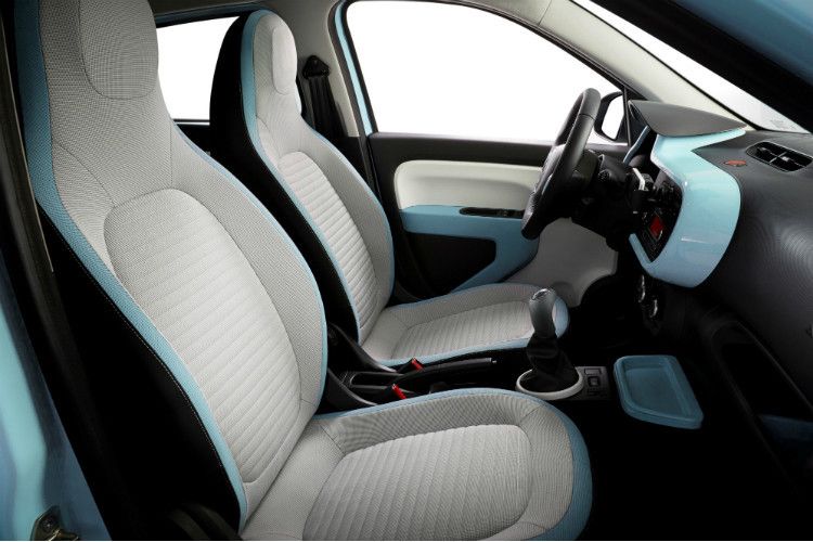 Im Innenraum können Kunden Lüftungsdüsen, Lenkradeinsätze und die Zierblende des Instrumententrägers farblich individuell wählen. (Foto: Renault)