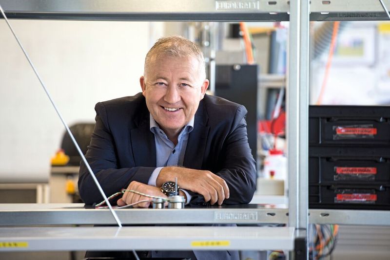 Eugen Elmiger, CEO der Maxon Motor AG, über die Zukunft: «Die Miniaturisierung ist ein klarer Trend. Antriebssysteme müssen immer kleiner, leistungsfähiger und gleichzeitig intelligenter werden.» (Maxon Motor)