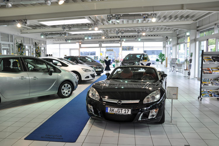 Der Showroom – Fokus auf das Wesentliche. (Foto: Rehberg)