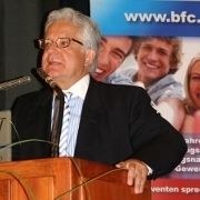 Dr. Harry Brambach bescheinigte den BFC-Absolventen in seiner Festrede hervorragende Zukunftsperspektiven. (Archiv: Vogel Business Media)