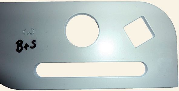 Bild „Kanten verrundet 2“ zeigt keine Roststellen, weil dort die rissfreie, geschlossene Lackschicht fest am Blech haftet. Bild: Lissmac (Archiv: Vogel Business Media)