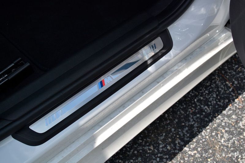 … M Sport Paket.  (Michel/»kfz-betrieb«)