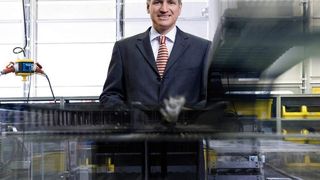 Auf der Hannover-Messe stellte igus über 80 neue Produkte vor. Geschäftsführer Frank Blase: „Jetzt ist die beste Zeit, Maschinen technisch zu verbessern und dabei Kosten zu senken. Genau diese Kombination wird dringend gebraucht.“ Bilder: igus (Archiv: Vogel Business Media)