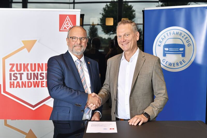 Ralf Kutzner aus dem Vorstand der IG Metall (l.) und ZDK-Präsident Arne Joswig vereinbarten eine gemeinsame Strategie zur Fachkräftesicherung.