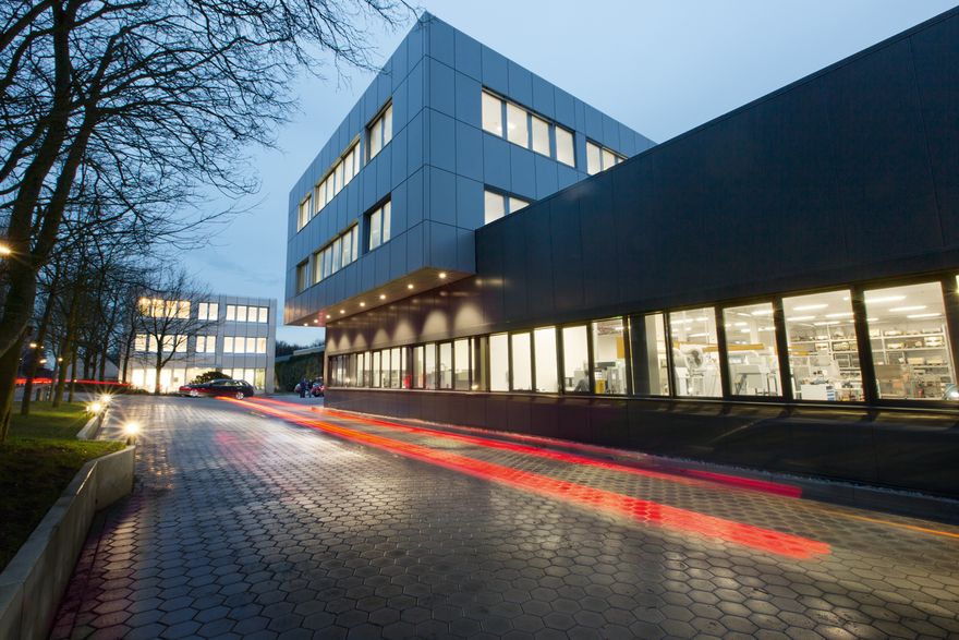 1402_Raeder_Vogel_4473_r ()