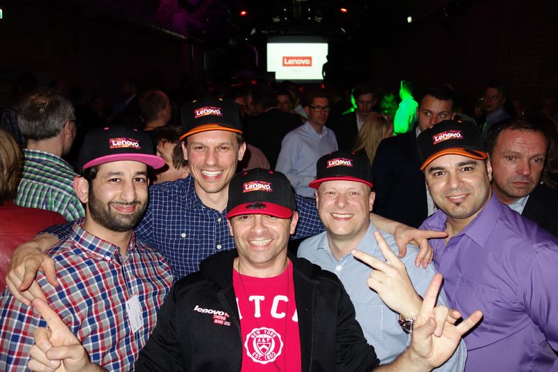 In der Lenovo-Lounge fühlte sich das Lenovo-Team am wohlsten. (Bild: IT-BUSINESS)