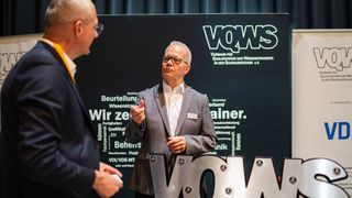Rainer Janecke, Verbandssprecher des VQWS, im Gespräch. (Bild: VQWS e.V.)