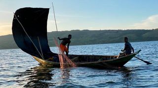 Voraussetzung für die nachhaltige Entwicklung einer Gesellschaft ist eine zuverlässige Energieversorgung. Das Start-up Volta-View-Africa entwickelt deshalb innovative Stromspeicherkonzepte und inkubiert Elektrifizierungsprojekte. In Gambia wurde jetzt die erste Anlage in Betrieb genommen.  (Bild: Fraunhofer HHI)