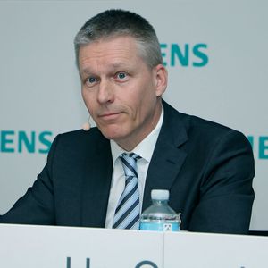 Siemens-CEO Dr. Jan Mrosik: „Nur Unternehmen, die ihre Prozesse ganzheitlich digitalisieren, werden wettbewerbsfähig bleiben.“