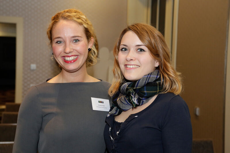 Claudine Petit (l.) und Jenny Tarsia vom IMA-Team  (Archiv: Vogel Business Media)