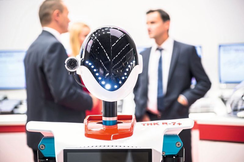 Roboter boomen: Die International Federation of Robotics IFR sagt für die kommenden Jahre eine markante Steigerung der Serviceroboter voraus. Doch wie funktionieren diese? Welche Aufgaben können sie übernehmen? Auskunft gibt es an der Sonderschau «Robotics».  (DAMIAN POFFET)