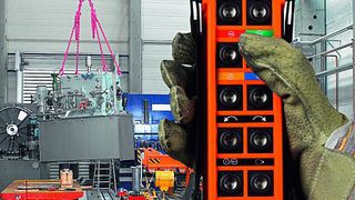 Die neue Funksteuerung eignet sich für die Bedienung verschiedener Industriekrane und Maschinen. Bild: HBC-Radiomatic (Archiv: Vogel Business Media)