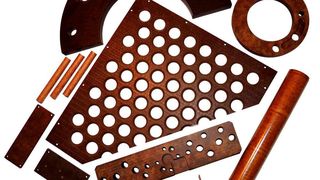 Pertinax ist ein Problemlöser in vielen Bereichen. Es punktet mit Langlebigkeit, hoher Temperaturbeständigkeit bei geringer Thermoelastizität und Wärmeleitfähigkeit. (Bild: Dr. Dietrich Müller)