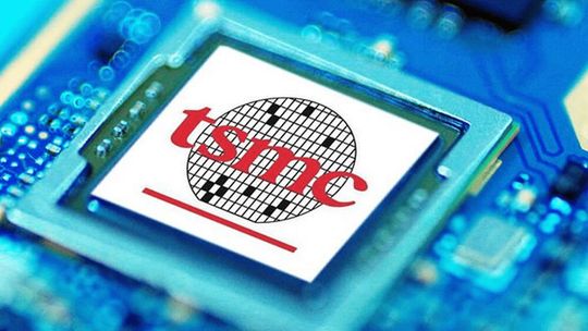 Der taiwanische Chipriese TSMC startet im Norden von Dresden jetzt mit dem Bau einer Chipfabrik. Viel Geld fließt dabei aus staatlichen Quellen. Es sollen 2.000 Arbeitsplätze entstehen.(Bild:  TSMC)