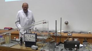 Experimentalvortrag_1_playout (Bild:PROC)