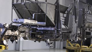 Landmaschinen-Gestelle dieser Art werden bei Ropa in einer neuen Anlage komplett gestrahlt. (Bild: Itasse)