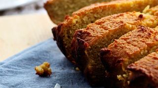 Glutenfreie Ernährung ohne Weizen, Roggen und Co ist für an Zöliakie Erkrankte ein Muss, aber oft nicht leicht zu managen. Die Forschung hat nun entdeckt, dass auch Viren im Zusammenhang mit der Erkrankung stehen könnten. (gemeinfrei)