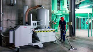 Im Mühlenbereich der Bioethanol-Produktion kommt eine zentrale Absauganlage zum Einsatz – auf fünf Ebenen. (Bild: Ruwac Industriesauger GmbH)