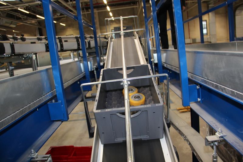Die Kunststoff-Einlage soll verhindern, dass das Ersatzteil verrutscht. (Bild: Hofmann)