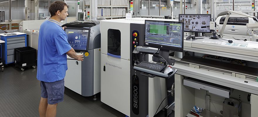 _R9A5744_1040x472 ()