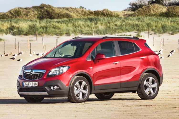 Frisch im Handel: Zum Marktstart gibt`s den neuen Opel Mokka in drei Motorvarianten - als 1,6-Liter-Benziner (85 kW/115 PS), 1,4-Liter-Turbobenziner (103 kW/140 PS) und als 1,7-Liter-Turbodiesel (96 kW/130 PS). (Foto: Opel)