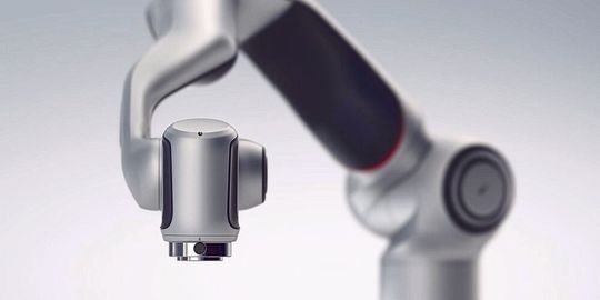 Agile Robots erster drehmomentgesteuerter Roboterarm Diana macht mit seiner intelligenten Software die sichere Interaktion von Mensch und Roboter möglich. Agile Robots erster drehmomentgesteuerter Roboterarm Diana macht mit seiner intelligenten Software die sichere Interaktion von Mensch und Roboter möglich.
