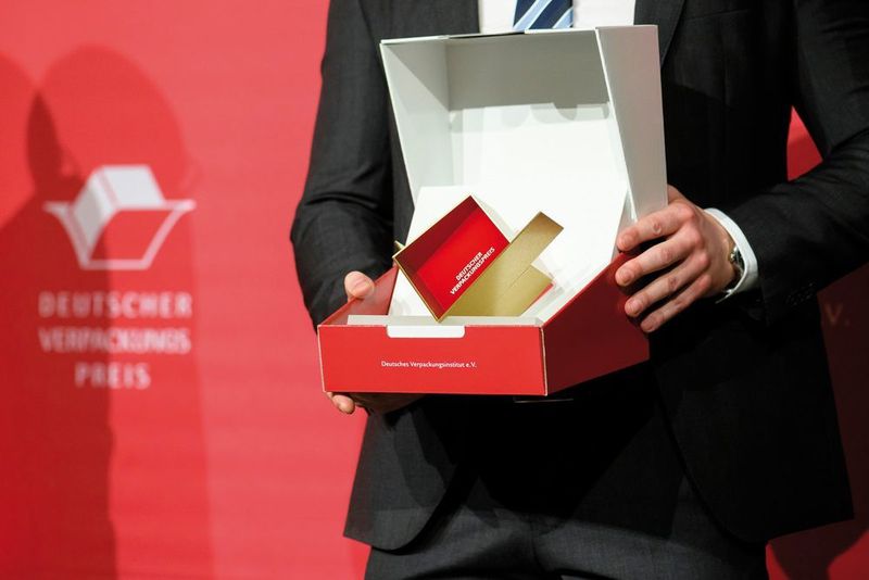 Die unabhängige Jury aus Fachverbänden, Unternehmen, Handel und Forschung hat 34 beste Lösungen rund um die Verpackung mit dem prestigeträchtigen Preis ausgezeichnet.  (DVI Deutsches Verpackungsinstitut)