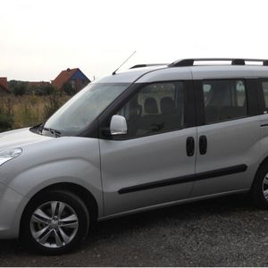 Opel hat mit dem Combo ein sehr vielseitiges Fahrzeug im Angebot. Im Gegensatz zum Vorgänger, der seit 2001 auf dem Markt ist, basiert er nicht mehr auf dem Corsa. Die aktuelle Variante entstand stattdessen in einer Kooperation mit Fiat und wird in der Türkei gebaut. Durch den Wechsel der Plattform bietet er mehr Platz für Passagiere und Ladung.