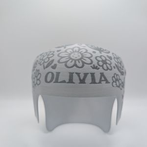 Ein Beispiel für die HP Multi Jet Fusion Dual Tone-Technologie ist dieser OP-Helm. Die Technologie wird durch die Agent-Fähigkeiten von HP ermöglicht. (Bild:  HP)