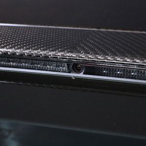 Im Fall des Aston Martin Superleggera befindet sich eine Kamera im Heckspoiler...