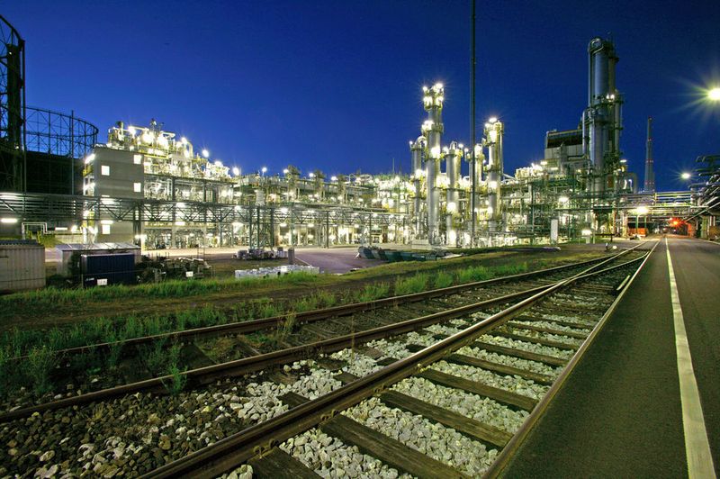 Im Rahmen des Romeo-Foschungsprojektes wird Evonik eine Demonstrationsanlage für die Hydroformylierung aufbauen. Am Standort Marl stellt das Spezialchemieunternehmen derzeit der Weichmacheralkohol 2-Propylheptanol her. (Bild: Evonik Industries)