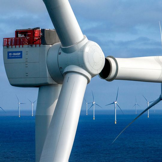 Beim Bau von Hollandse Kust Zuid 1-4 wurden mehrere innovative Techniken eingesetzt. Beim Bau von Hollandse Kust Zuid 1-4 wurden mehrere innovative Techniken eingesetzt.