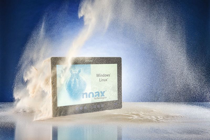 Multitouch-Industrie-PC für den anspruchsvollen Industrieeinsatz. (Noax)