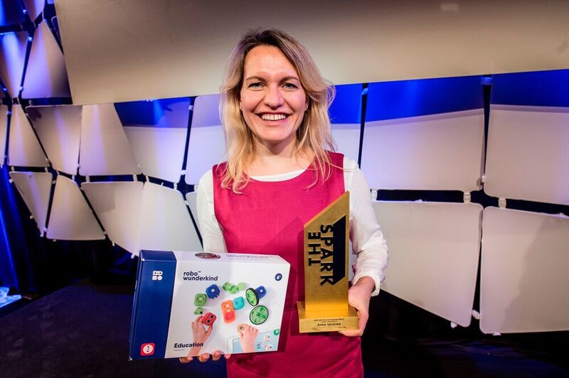 Anna Iarotska, Gründerin des Wiener Startups Robo Wunderkind, wurde von Handelsblatt und McKinsey mit dem Deutschen Digitalpreis The Spark in der Kategorie Female Founder ausgezeichnet. (Marc Steffen Unger für Handelsblatt)