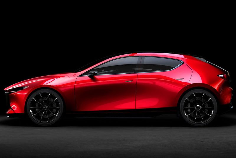 Das Ziel, das sich die Mazda-Designer gesetzt hatten, war die Entwicklung eines Schrägheckmodells, das sich von allen bisherigen unterscheidet. (Mazda)