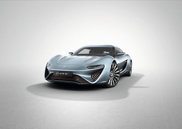 Der elektrisch angetriebene Supersportwagen Quant: mit einer maximalen Gesamtleistung von 680 kW und einer Höchstgeschwindigkeit von 380 km/h – und einer rein elektrischen Reichweite von 600 km (nanoFLOWCELL AG)