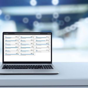Eine Plattform alle Daten: Der AssetHub und LiveConnect von SICK schaffen Transparenz in Echtzeit über die Sensordaten.(Bild:  Sick)