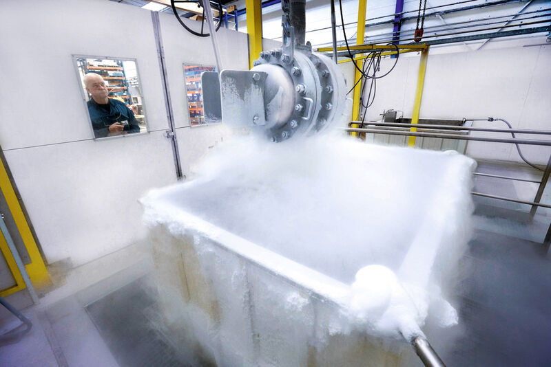 Die FFKM-Werkstoffe Perlast ICE G75LT und Perlast ICE G90LT setzen Maßstäbe im Einsatz bei extrem tiefen Temperaturen, berichtet COG. (Bild: Ralf Baumgarten)