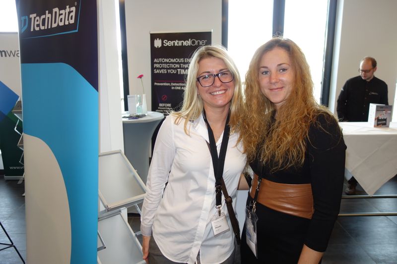 (l.) Marta Wilczynska, DELL EMC, und Susanna Klatt, noris network, kennen mit Rechenzentren super aus. (Bild: IT-BUSINESS)