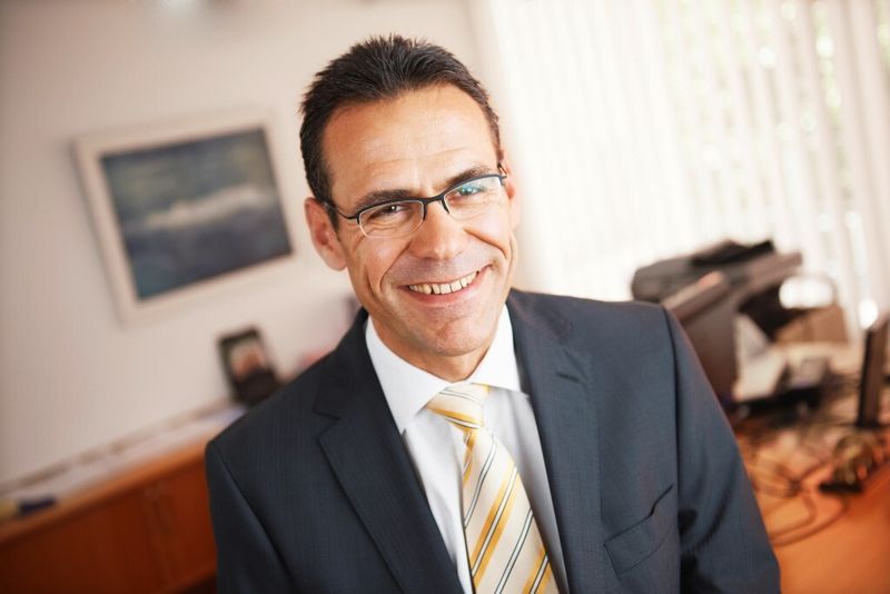 „Indem er hohen Kühlmitteldruck und starres Einspannen ermöglicht, verbessert der neue Kopf die Ausdrehqualität und reduziert die Kosten, indem er die Lebensdauer der Schnittkanten erhöht“, erklärt Kaiser-CEO Peter Elmer. (Bild: Kaiser)
