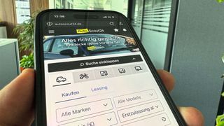 Händler können auf Autoscout 24 jetzt auch Finanzierungen für ihre Bestandsfahrzeuge über Consors Finanz anbieten. (Bild: Achter – VCG)