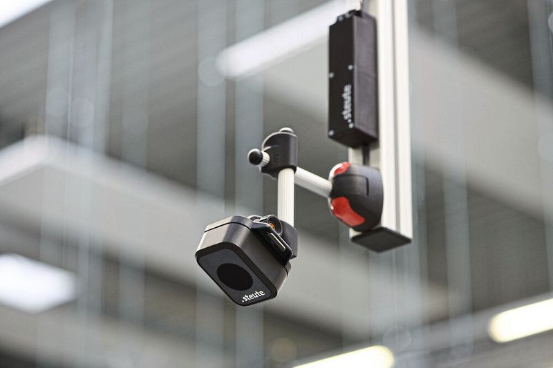 Ebenfalls neu: Funk-Lasersensoren detektieren das Vorhandensein von Paletten an den Stellplätzen von Materialbahnhöfen und -supermärkten. (steute Technologies GmbH & Co. KG, Löhne)