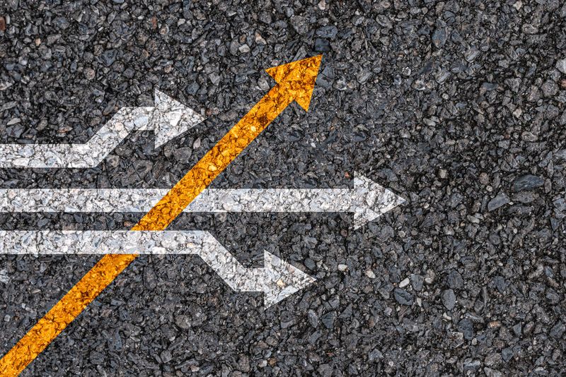 Die Supply-Chain-Manager dieser Welt stehen vor neuen Herausforderungen, denn die Vorsorgungssicherheit muss gerade in Krisenzeiten aufrecht erhalten werden. Die Supply-Chain-Manager dieser Welt stehen vor neuen Herausforderungen, denn die Vorsorgungssicherheit muss gerade in Krisenzeiten aufrecht erhalten werden.