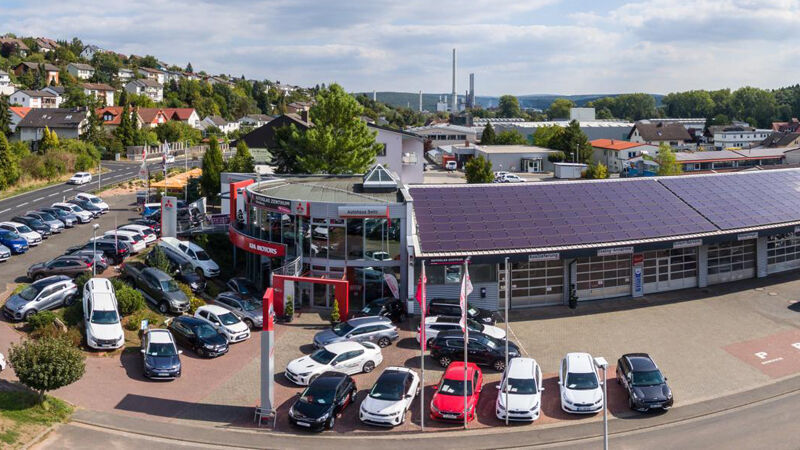 Mit den Marken Mitsubishi und Kia ist das Obernburger Autohaus Seitz in der Region sehr erfolgreich. (Bild: Autohaus Seitz)