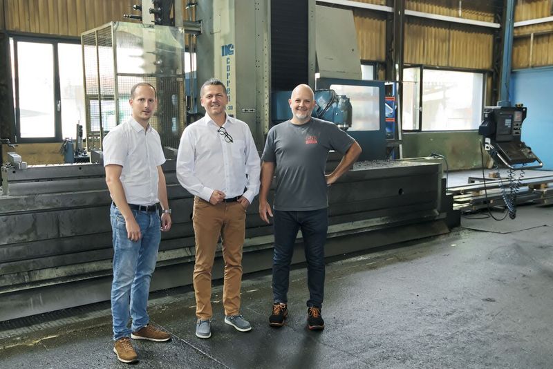 De g. à d. : Thierry Galvanetto, CEO de Delmet SA, Philippe Sidler, technico-commercial chez Iscar et Frédéric Soehnlen, technicien méthodes usinage chez Delmet. (Source : MSM)